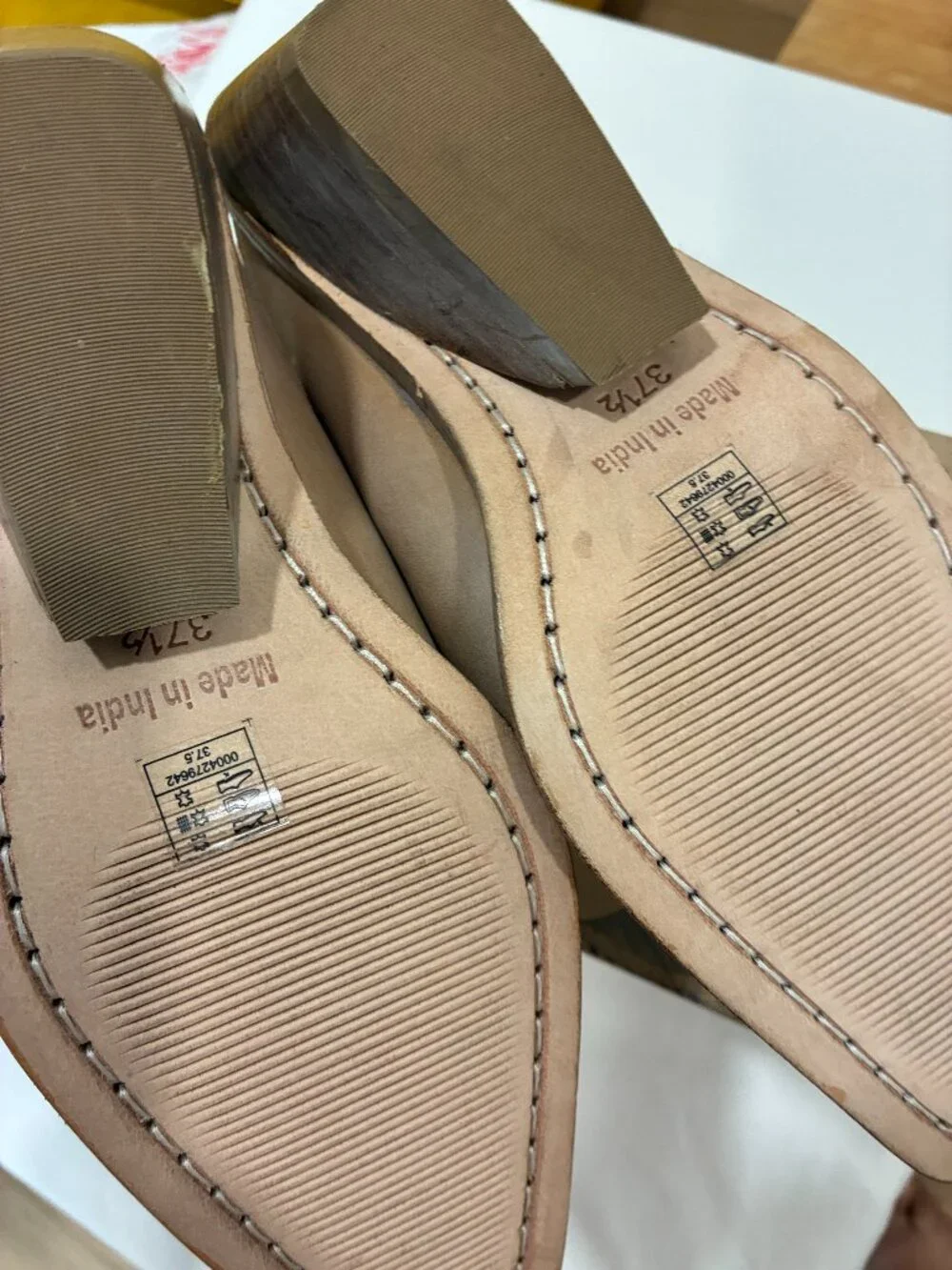 Free People Tan Leather Wedge Mule Clogs Slip On 7.5M NWT 37.5 EU - Picture 11 of 11